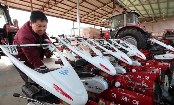 영농철 대비 농기계 미리미리 수리하세요