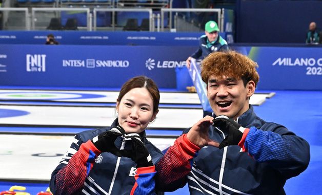 휠체어컬링 믹스더블 결승진출