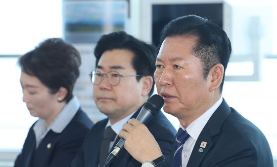 인천 현장 최고위원회의 주재하는 정청래