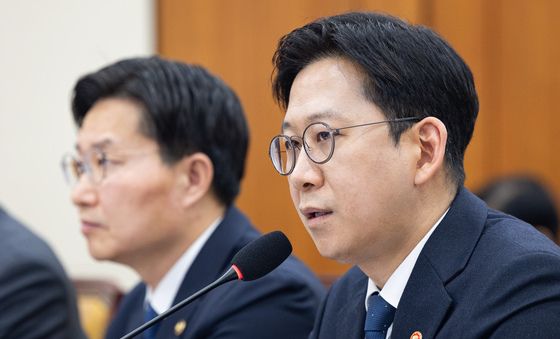 배경훈 과기정통부 장관, 질의 답변