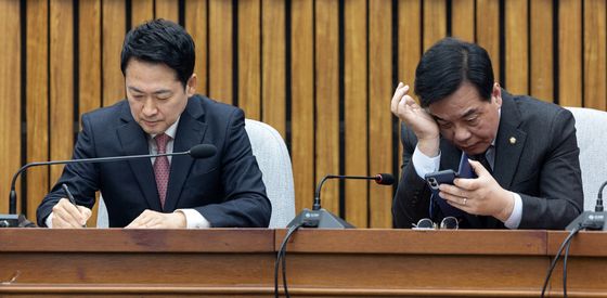 영입 인재 환영식 자리한 장동혁·송언석