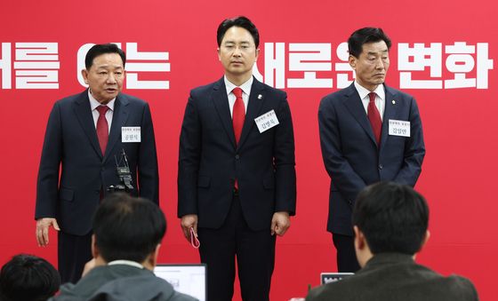 공천 면접 소감 밝히는 국민의힘 포항시장 예비후보들