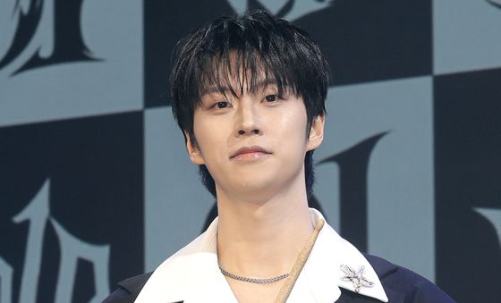 송유찬, 보이드 꽃미남 드러머