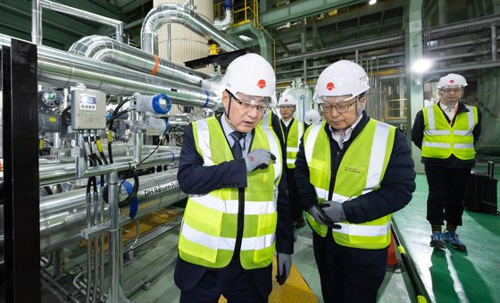 한국지역난방공사 화성지사 찾은 김성환 장관