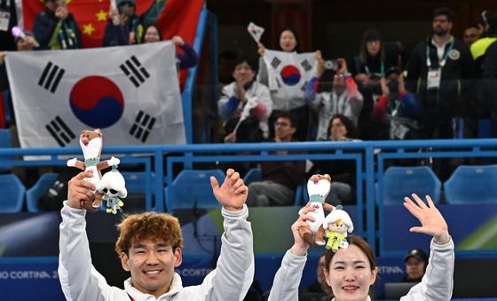 백혜진·이용석, 코르티나 패럴림픽 휠체어컬링 은빛 쾌거