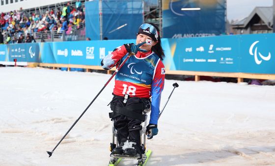김윤지, 밀라노 코르티나 패럴림픽 은빛 질주