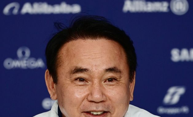 기자회견하는 윤경선 대한장애인컬링협회 회장