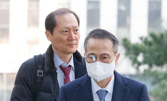 '강서구청장 선거 개입 의혹' 김규현 변호 맡은 이완규