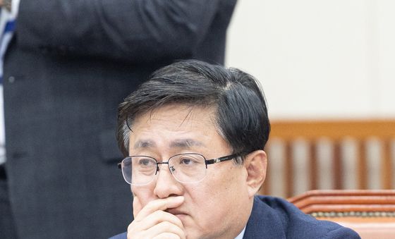 기후위기 특위 출석한 김성환 기후에너지환경부 장관