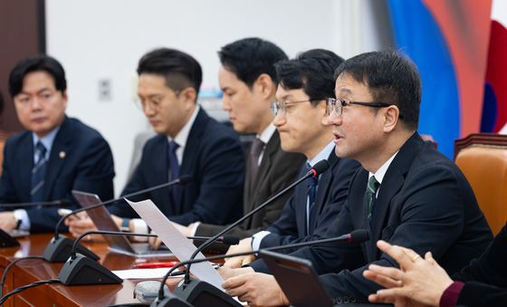 정책조정회의 주재하는 한병도 원내대표