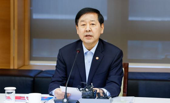 모두 발언하는 구윤철 부총리