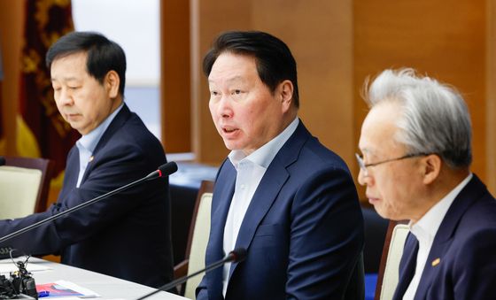 최태원 "경제계 적극 호응…투자·일자리 창출로 답할 것"