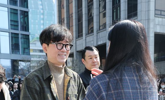 '천만 넘어 천이백만' 장항준 감독, 팬들과의 만남