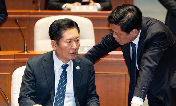 대화 나누는 정청래·조승래