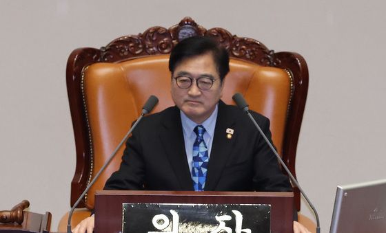 인사말하는 김준환 의원