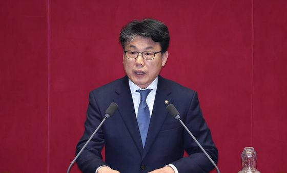 예결위원장 선출된 진성준