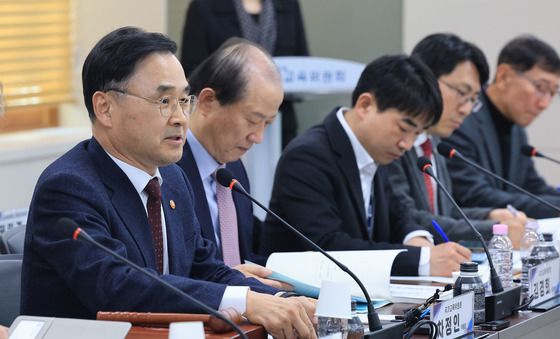 모두발언하는 차정인 국가교육위원장