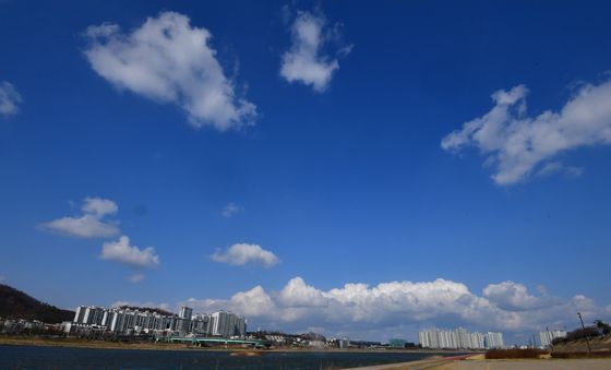 상쾌한 푸른 봄이 왔어요