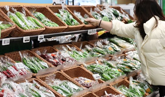 이 대통령, "농축수산물 할인 확대"