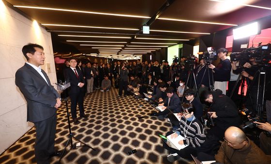 오세훈 시장, 국민의힘 지선 후보 등록 마감 앞두고 백브리핑