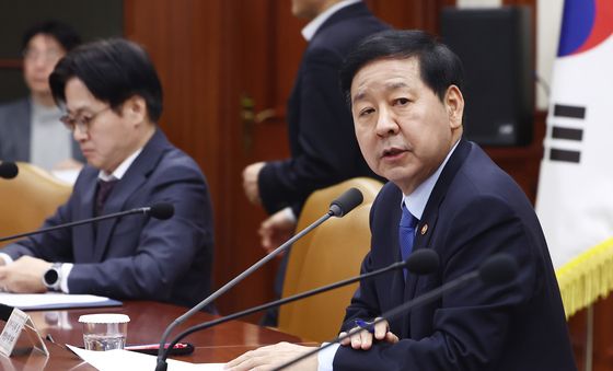 민생물가 관계장관 TF 회의서 발언하는 구윤철 부총리