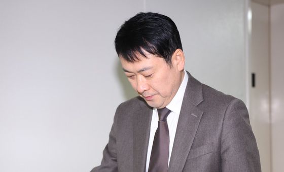 생각 잠긴 장동혁 대표