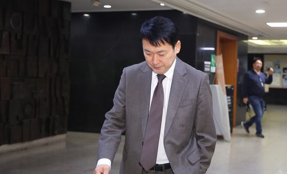 오세훈과 '절윤' 놓고 기싸움, 생각에 잠긴 장동혁 대표