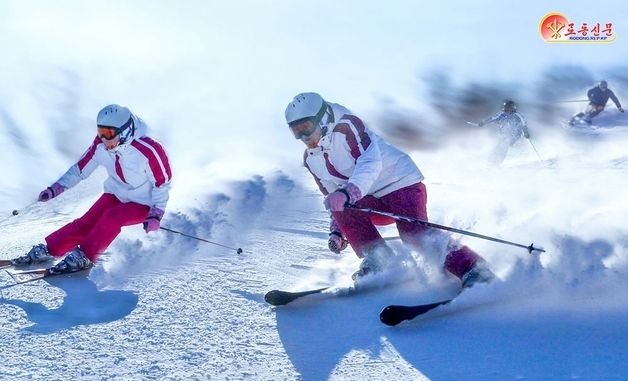 북한, 베개봉 현대식 스키장 선전…"몸도 마음도 젊어져"