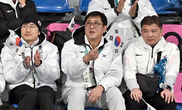 응원하는 최휘영 문체부 장관