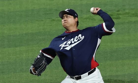 역투 펼치는 류현진