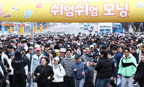 운동공간으로 변신한 여의도 도심