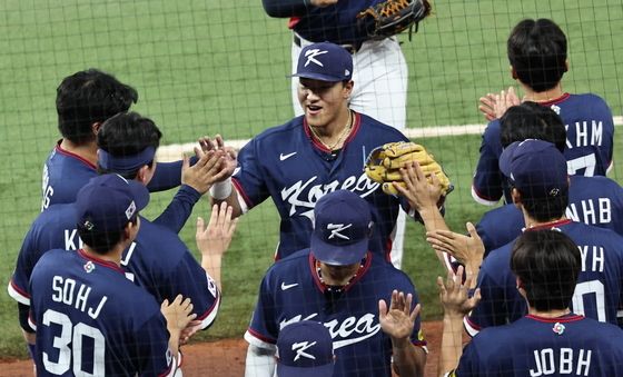 길었던 3회말 마친 대한민국 '아직 끝난게 아냐'
