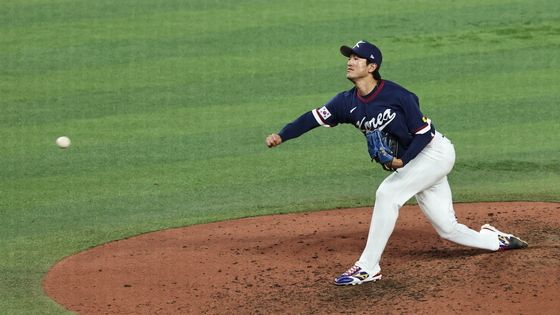 역투하는 고영표