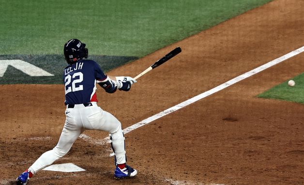 7회초 출루 성공하는 이정후