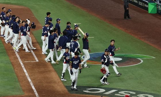 0대 10 콜드게임패 당한 대한민국…4강 진출 좌절