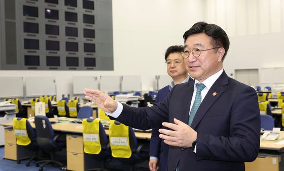 일본 재난 지휘소 방문한 윤호중 장관