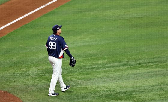 첫실점 허용한 류현진