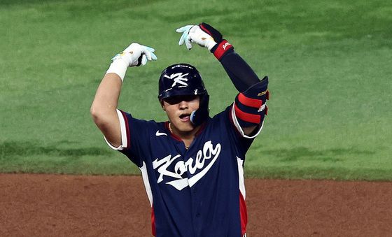 안현민 '분위기 끌어올려'