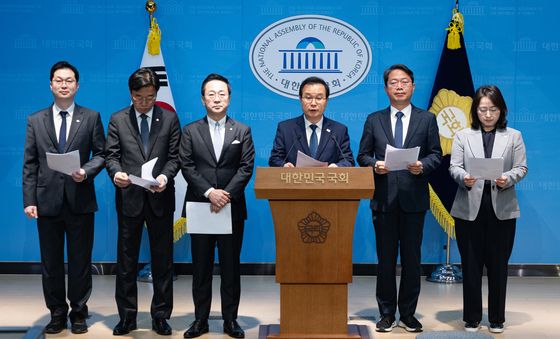 민주당 국정조사 추진위 기자회견