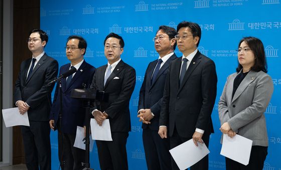 민주당 국정조사 추진위 기자회견