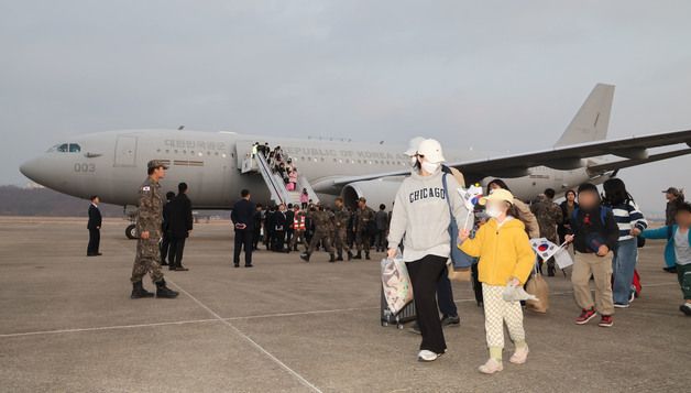 중동 고립 국민 204명 무사 귀국