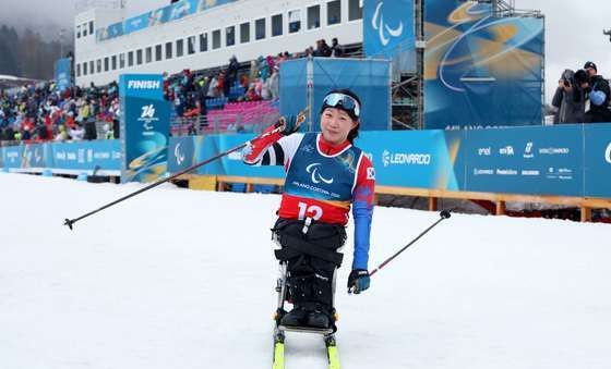 19세 김윤지, 한국 선수 '최다 메달 5개' 신기록
