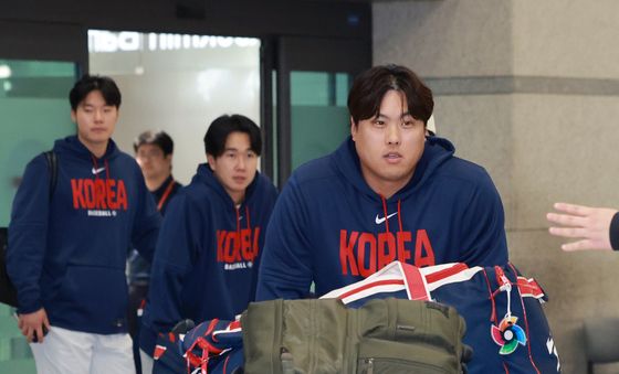 'WBC 8강' 귀국하는 한국 대표팀