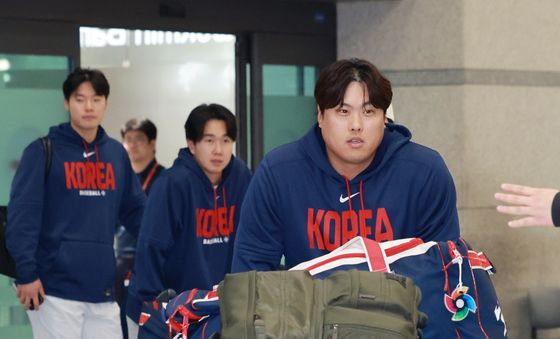 'WBC 8강' 귀국하는 한국 대표팀