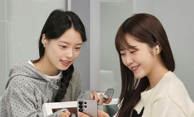 삼성전자, '갤럭시 버즈 커스텀 랩' 오픈