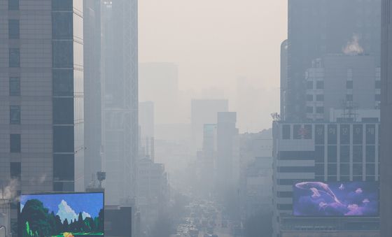 국외 미세먼지 유입, 뿌연 도심