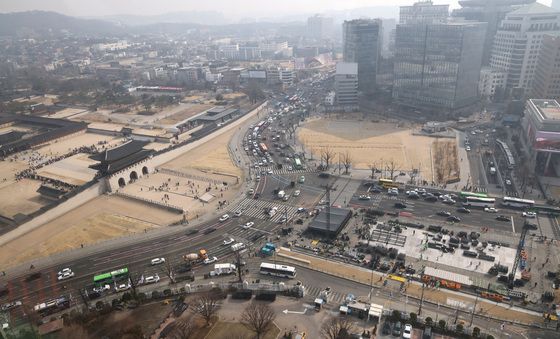 광화문광장에 설치되는 BTS 컴백 공연 무대