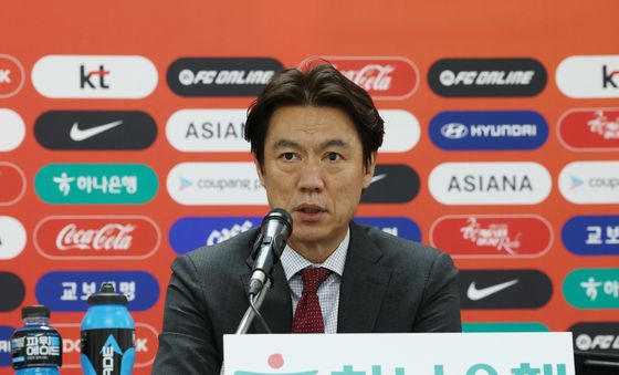 3월 원정 친선경기 명단 발표하는 홍명보 감독