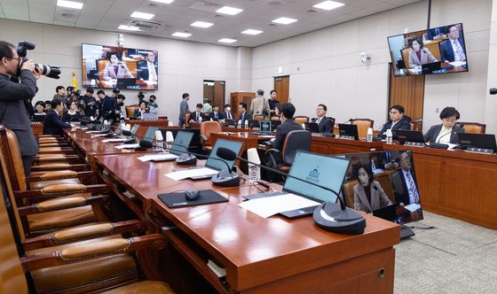 법사위 불참한 더불어민주당 의원들