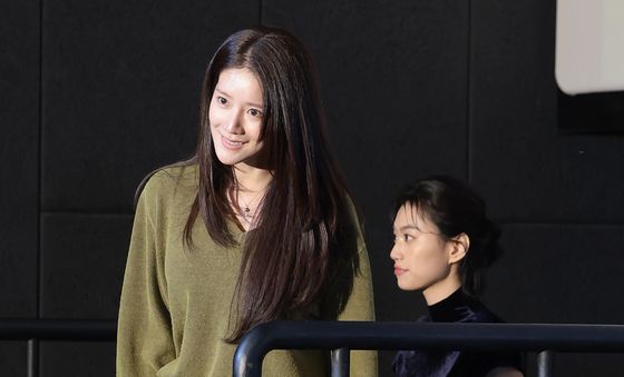 추소정·김도연, 입장하는 걸그룹 출신 배우들